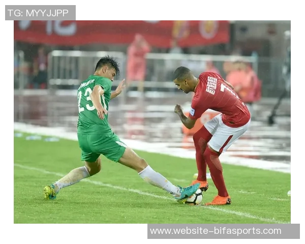 2017足协杯次回合富力与恒大激战成焦点赛事回顾与分析