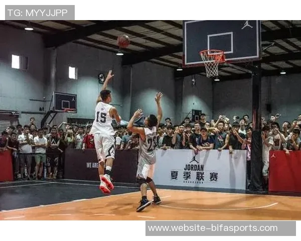 头盔哥与吴悠的巅峰对决谁能笑到最后揭开胜负之谜