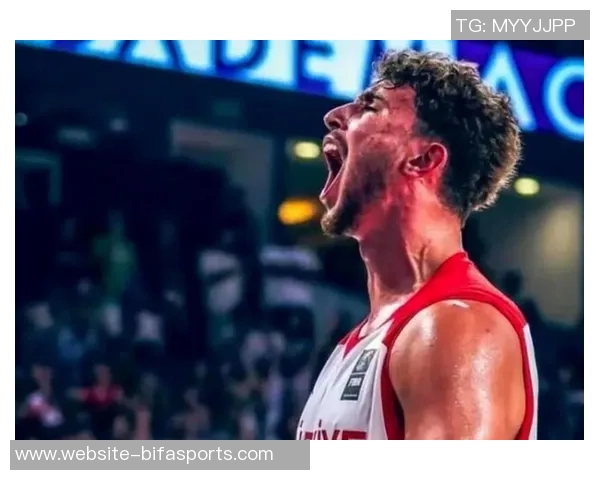 热火与雷霆总决赛第二场激战回顾球星表现与战术分析 热火与雷霆总决赛第二场激战回顾球星表现与战术分析